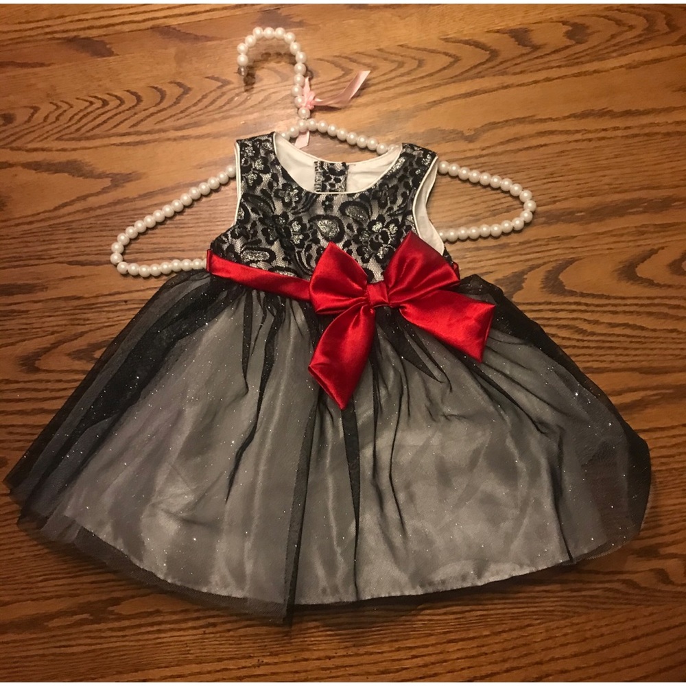 NEW✨Youngland Christmas🎄 Holiday Tulle Dress👗 Size 18 months